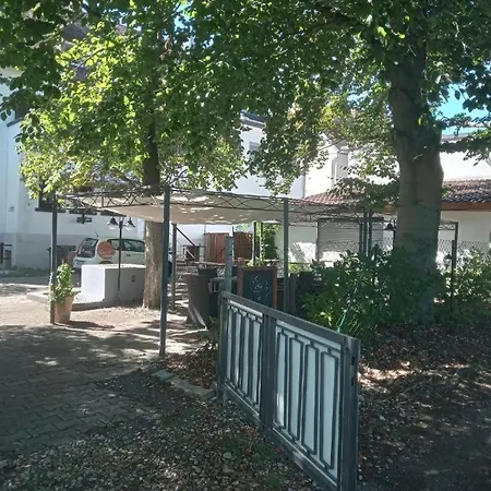 Gemuetliches Buchen Mit Gemeinschaftsbad *